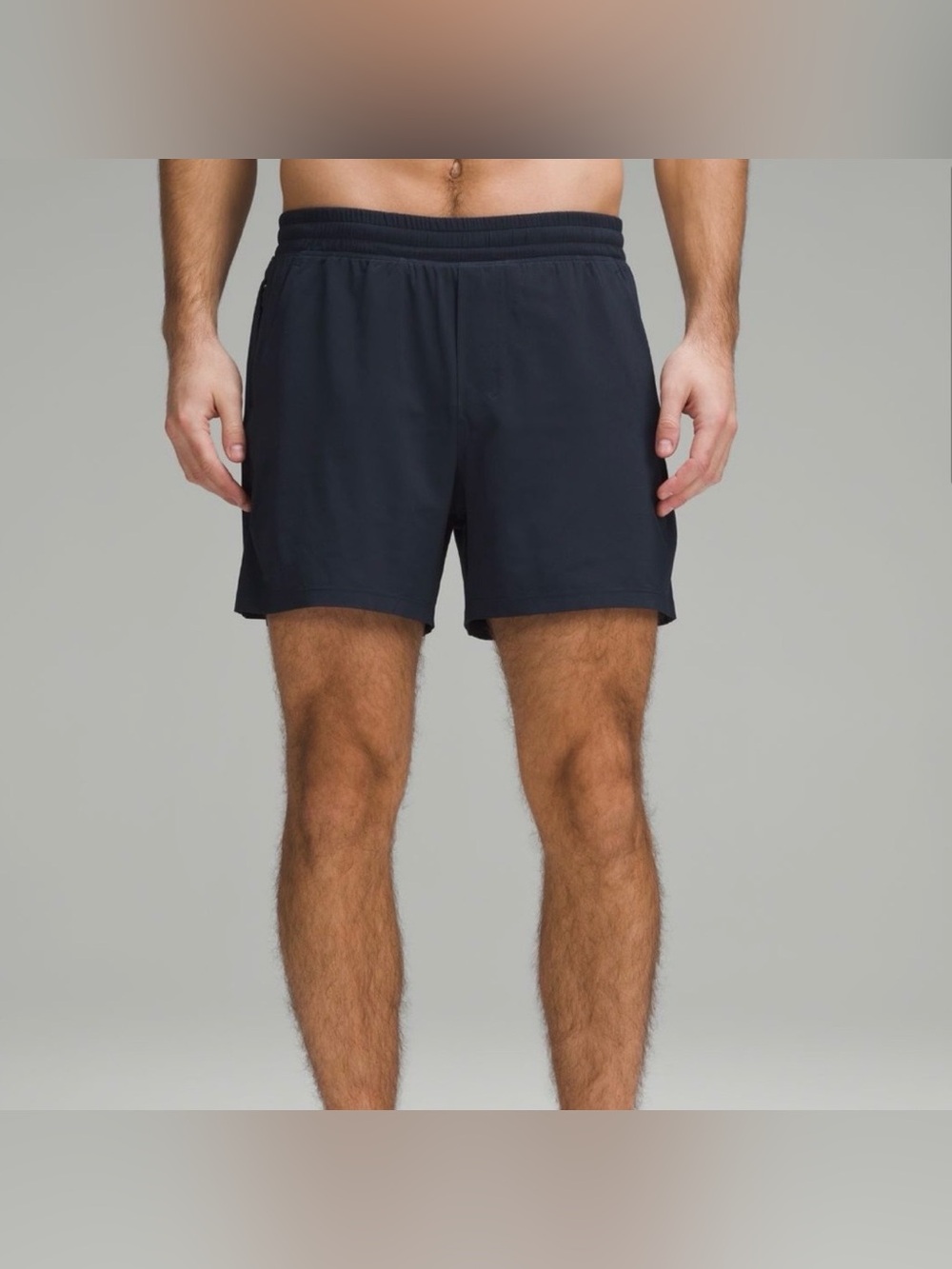 LULULEMON Linerless Pace Breaker
Short 5" in NAVY